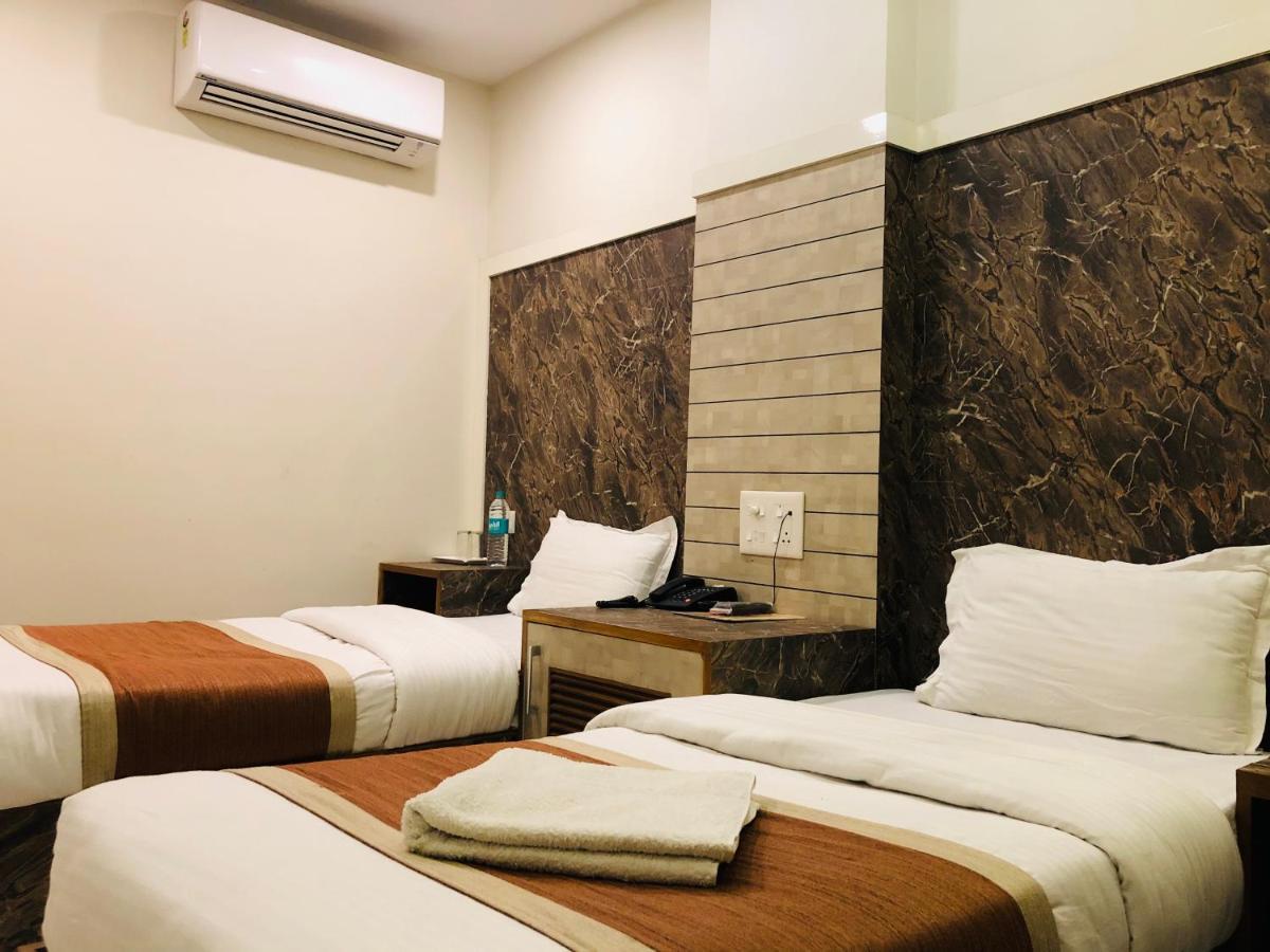 Motimahal Inn Haldwani Bagian luar foto